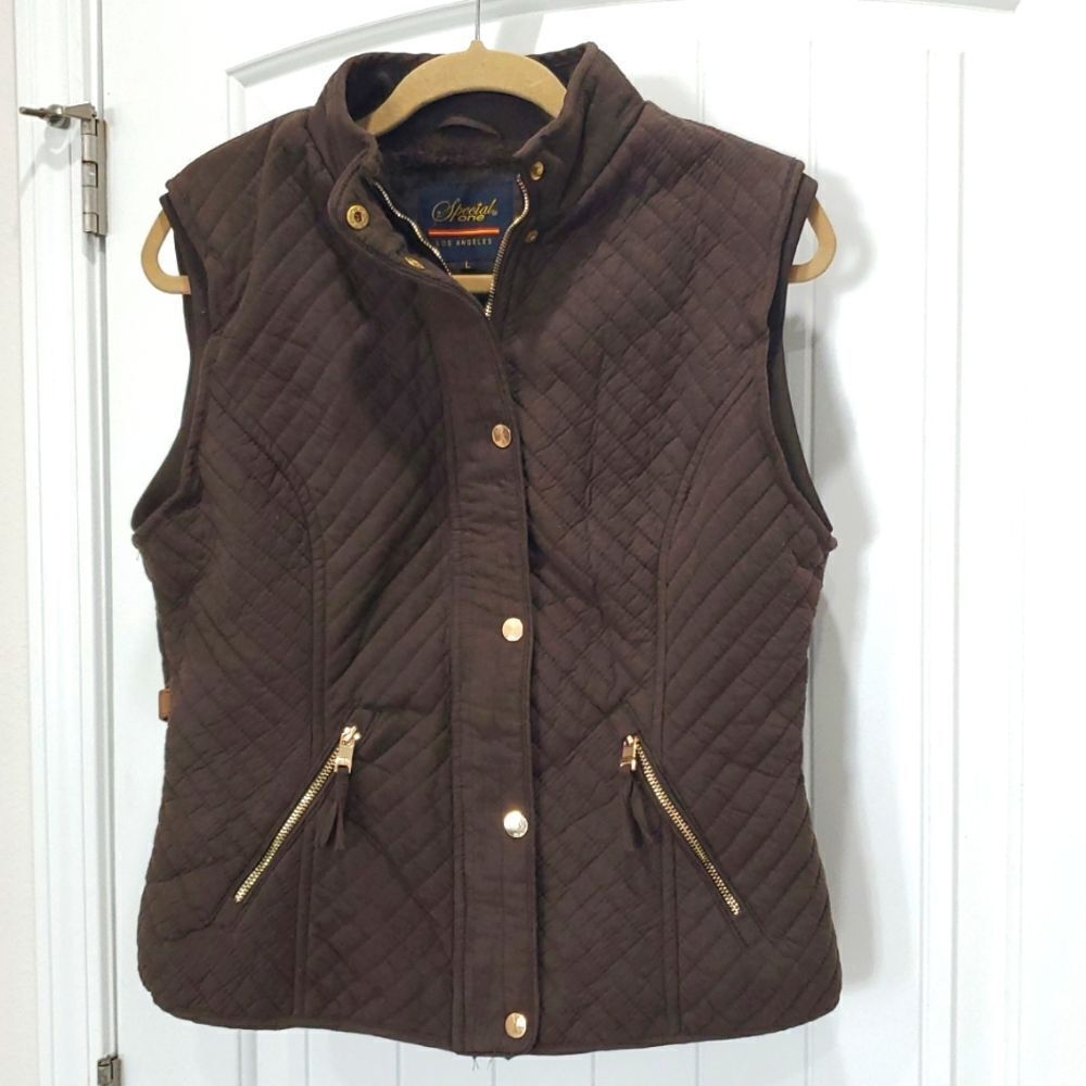 Special One Women’s Chocolate Quilted Fitted Lined Vest, Size Large